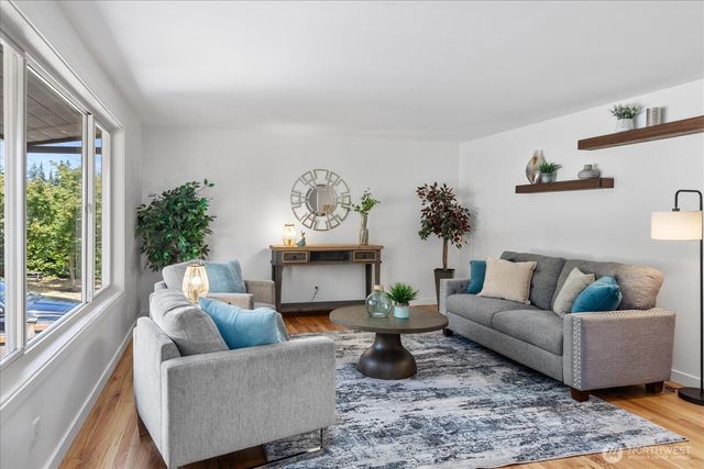 20623 81st Avenue W, Edmonds, WA 98026