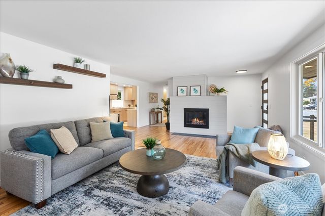 20623 81st Avenue W, Edmonds, WA 98026