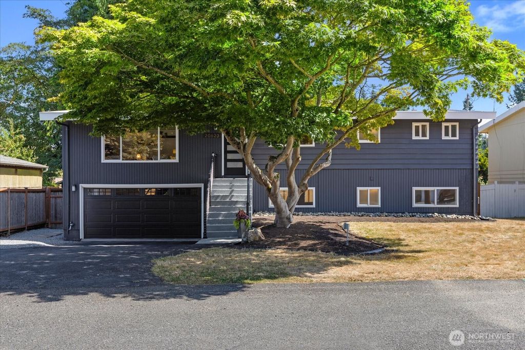 20623 81st Avenue W, Edmonds, WA 98026