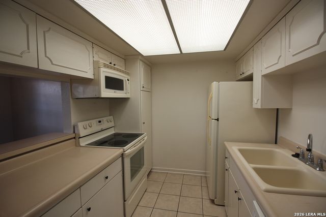 8401 N New Braunfels Ave Apt 331, San Antonio, TX 78209