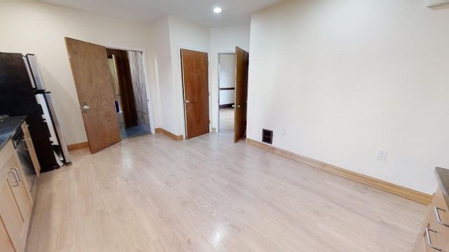 97 Hawthorne 1, Malden, MA 02148