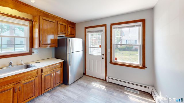 102 Wetherell Street 11, Manchester, CT 06040