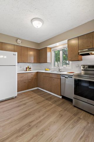 1212 4th Street N, South Saint Paul, MN 55075