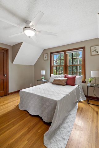 1212 4th Street N, South Saint Paul, MN 55075