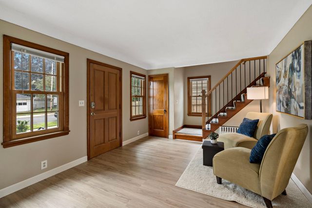 1212 4th Street N, South Saint Paul, MN 55075