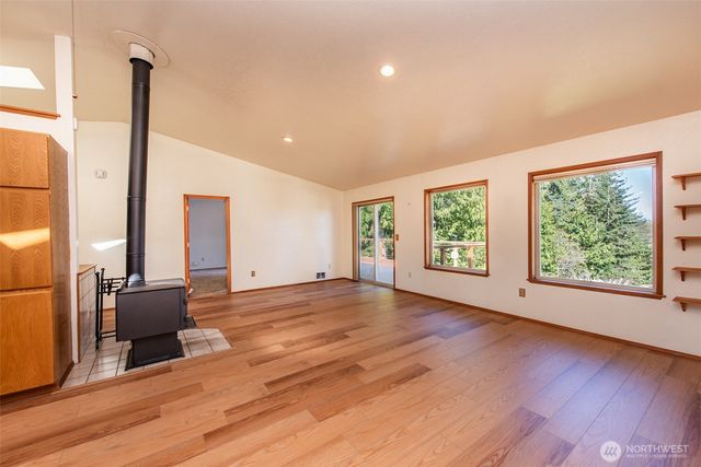 997 Old Olympic Highway, Port Angeles, WA 98362