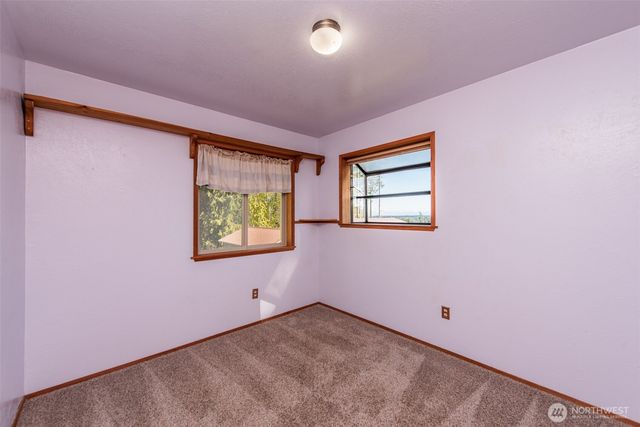 997 Old Olympic Highway, Port Angeles, WA 98362