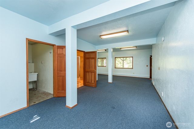 997 Old Olympic Highway, Port Angeles, WA 98362