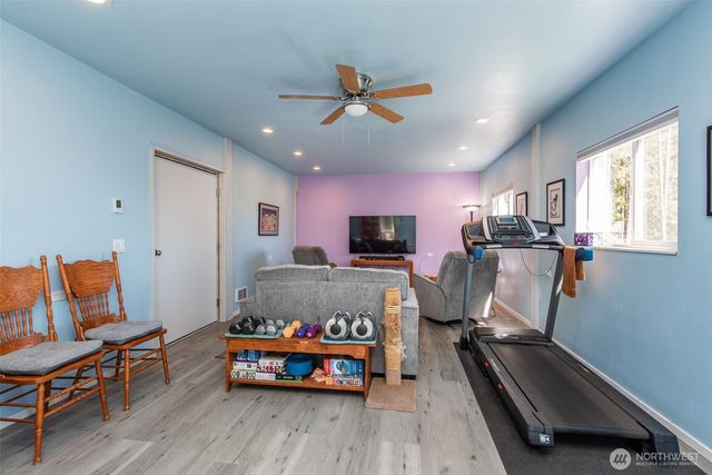 997 Old Olympic Highway, Port Angeles, WA 98362