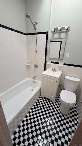 9716 Metropolitan Avenue 2F, Forest Hills, NY 11375