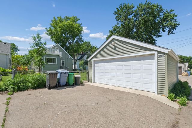 3929 29th Avenue S, Minneapolis, MN 55406
