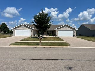 4529/4531 Squaw Valley Drive, Loves Park, IL 61111