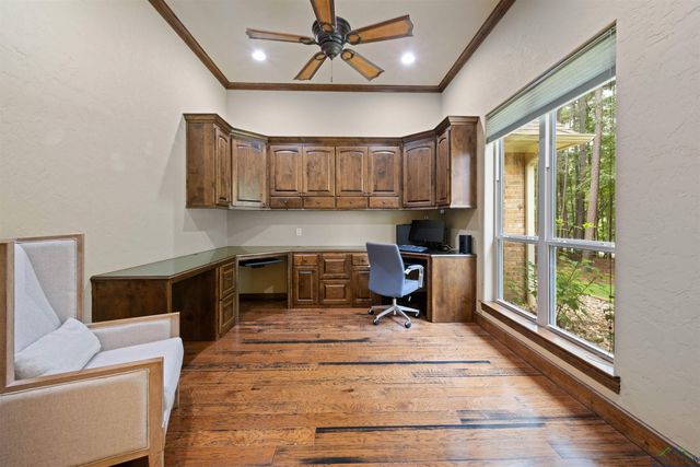 260 Lake Estates Trail, Longview, TX 75605