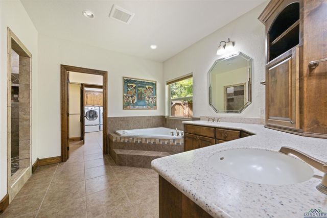 260 Lake Estates Trail, Longview, TX 75605