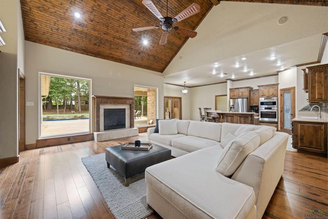 260 Lake Estates Trail, Longview, TX 75605