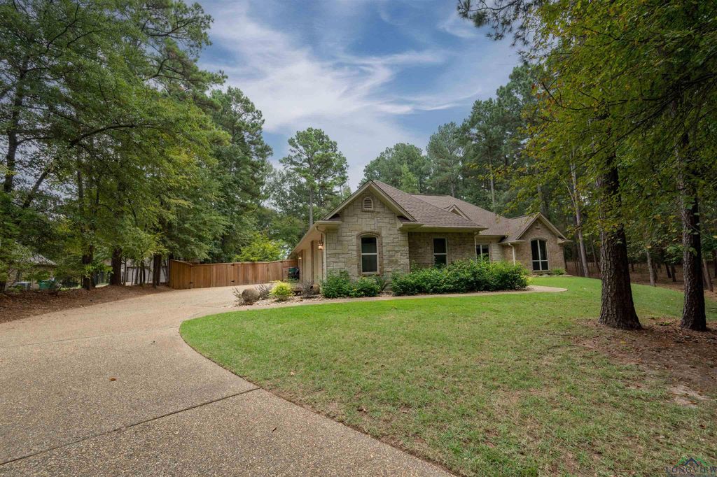 260 Lake Estates Trail, Longview, TX 75605