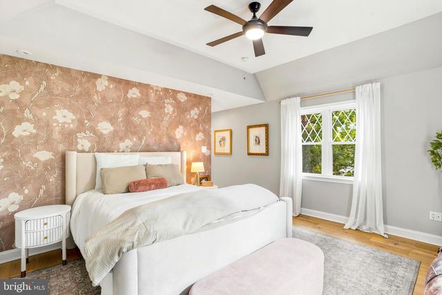 211 COMRIE DR, Villanova, PA 19085