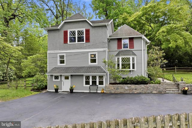 211 COMRIE DR, Villanova, PA 19085