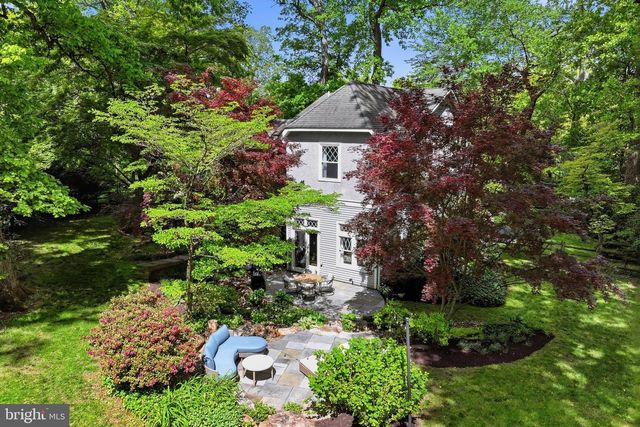 211 COMRIE DR, Villanova, PA 19085