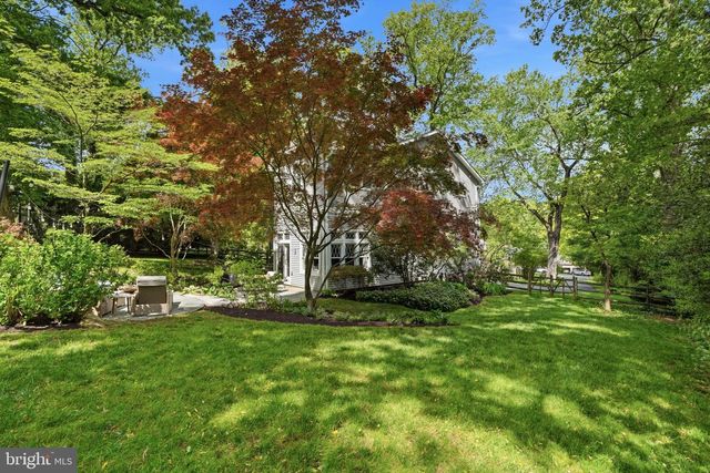 211 COMRIE DR, Villanova, PA 19085