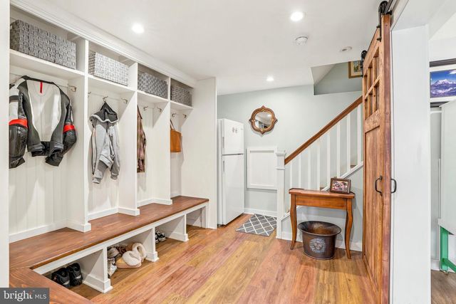 211 COMRIE DR, Villanova, PA 19085