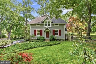 211 COMRIE DR, Villanova, PA 19085