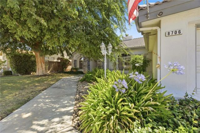 8706 Dalby Court, Bakersfield, CA 93313