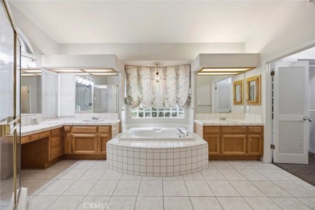 8706 Dalby Court, Bakersfield, CA 93313