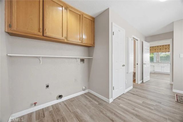 8706 Dalby Court, Bakersfield, CA 93313