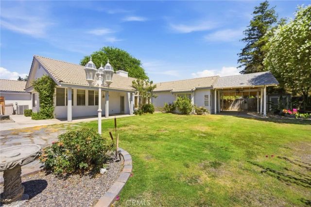 8706 Dalby Court, Bakersfield, CA 93313