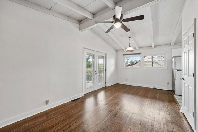 15 VILLAGE DR, Aston, PA 19014