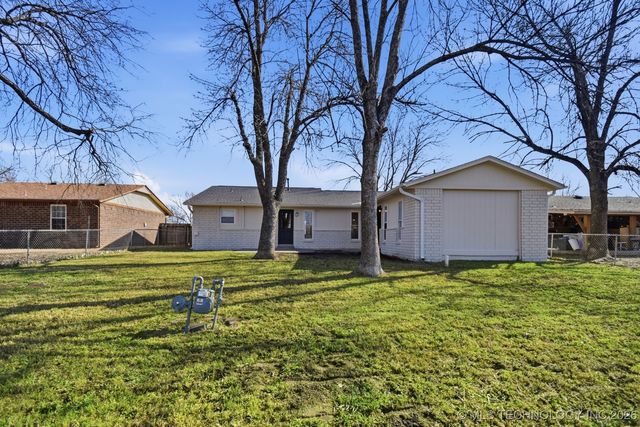 7806 N 121st East Avenue, Owasso, OK 74055