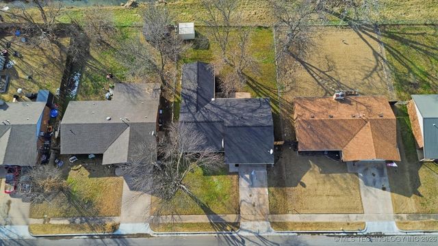 7806 N 121st East Avenue, Owasso, OK 74055