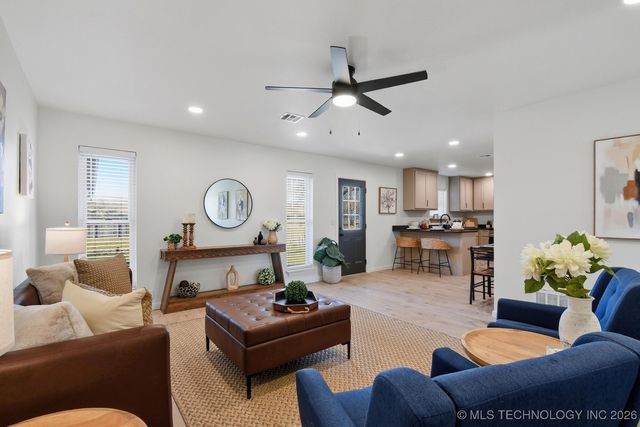 7806 N 121st East Avenue, Owasso, OK 74055