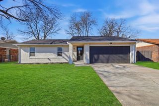 7806 N 121st East Avenue, Owasso, OK 74055