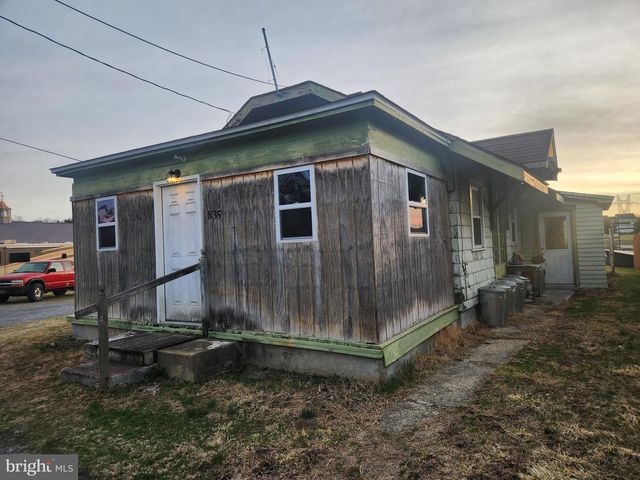 835 CONESTOGA AVE, Manheim, PA 17545