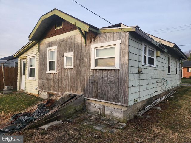 835 CONESTOGA AVE, Manheim, PA 17545