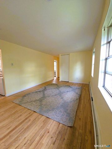 43 Fairview Drive 2, Danbury, CT 06810