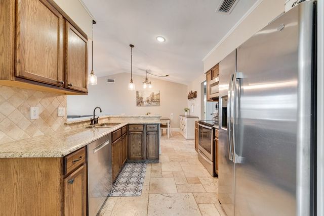 6901 Sharps Drive, Plano, TX 75023