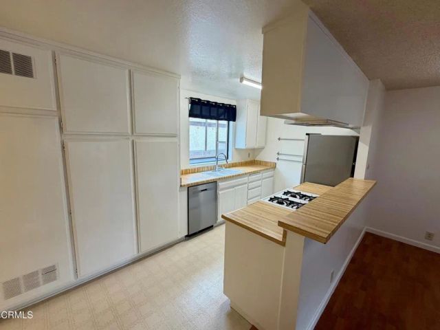 335 Wallis Street, Pasadena, CA 91106