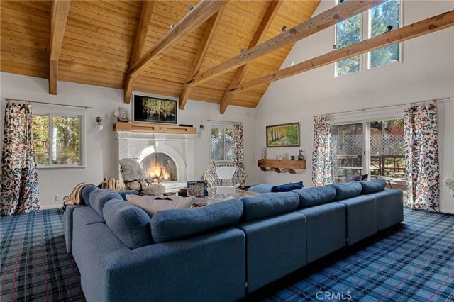 951 Osprey, Lake Arrowhead, CA 92352