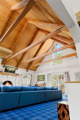 951 Osprey, Lake Arrowhead, CA 92352
