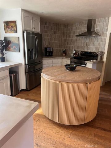 951 Osprey, Lake Arrowhead, CA 92352