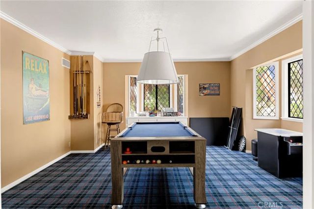 951 Osprey, Lake Arrowhead, CA 92352