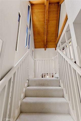 951 Osprey, Lake Arrowhead, CA 92352