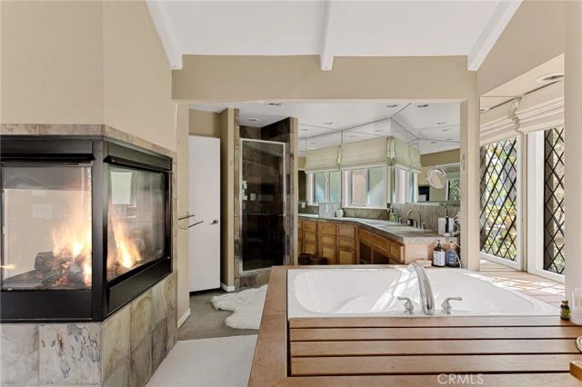 951 Osprey, Lake Arrowhead, CA 92352