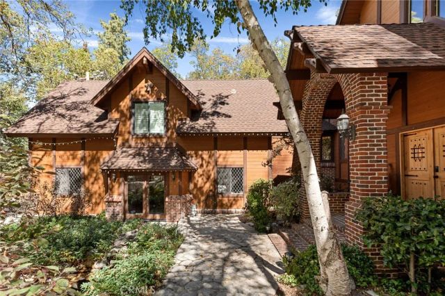 951 Osprey, Lake Arrowhead, CA 92352