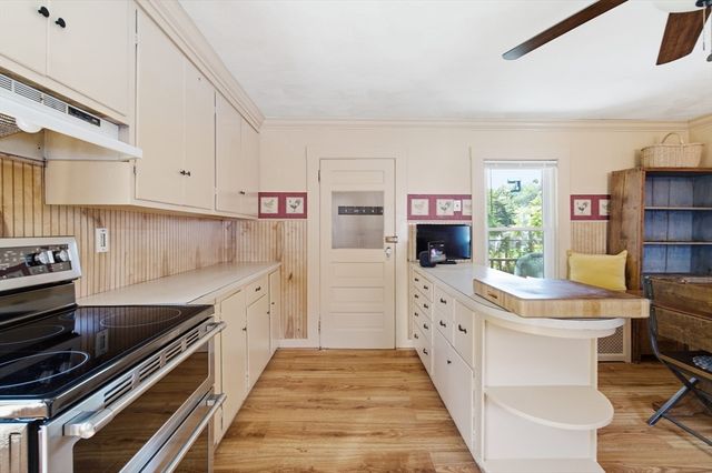 20 Moray St, Lynn, MA 01904