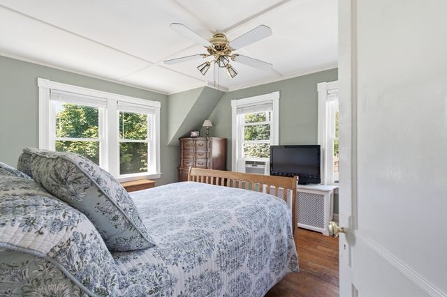 20 Moray St, Lynn, MA 01904
