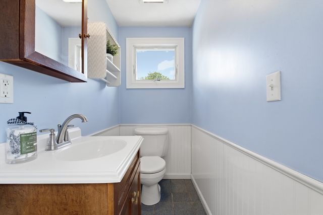 20 Moray St, Lynn, MA 01904